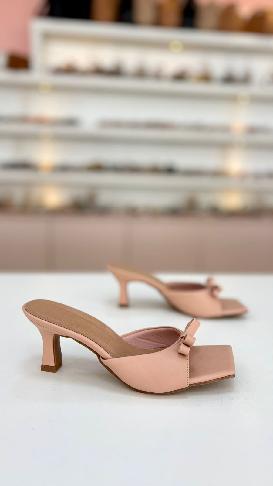Mule rosa nude com laço